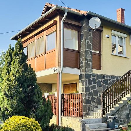 Sárvár Panorama Apartmanhaz מראה חיצוני תמונה
