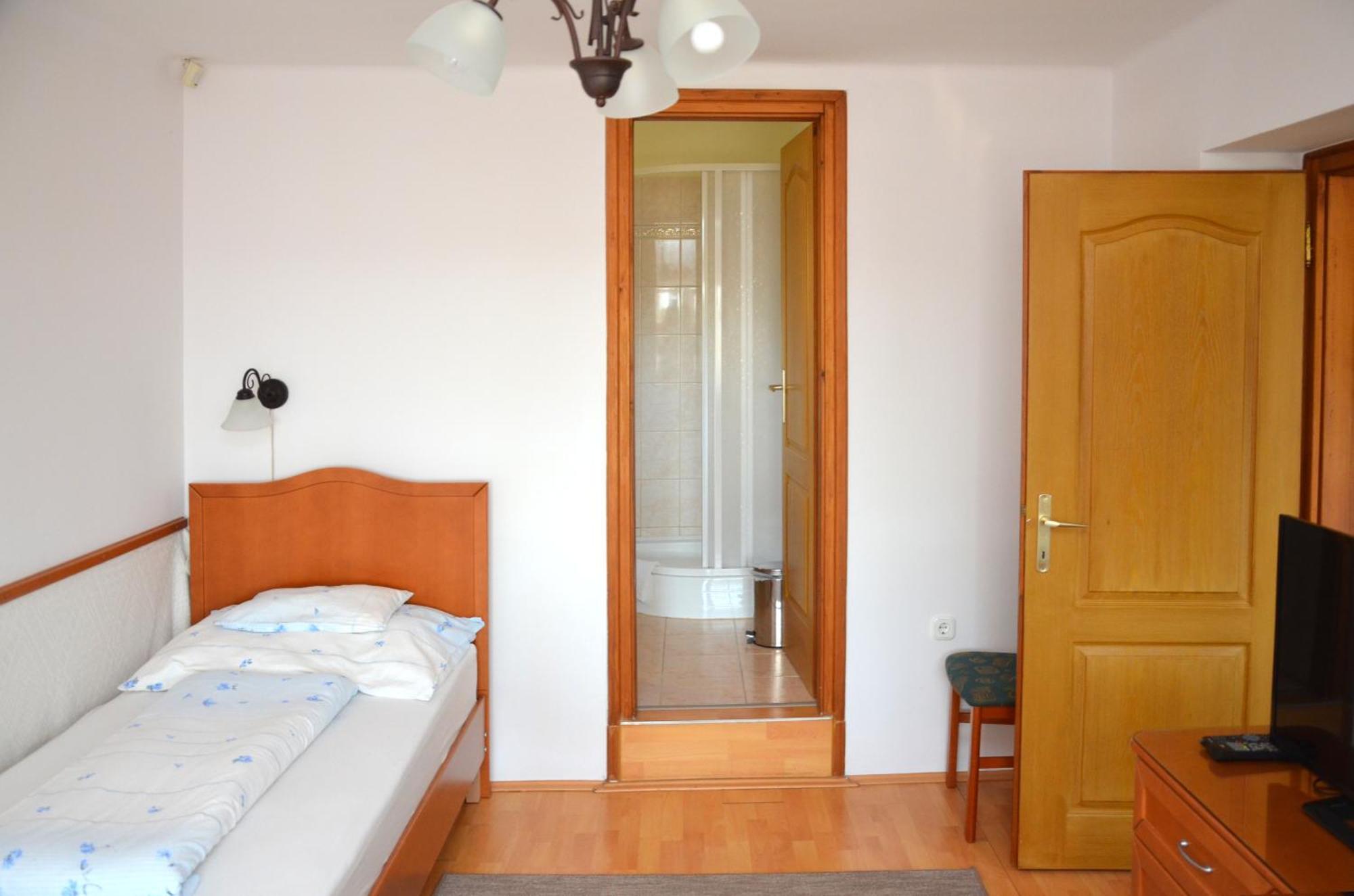 Sárvár Panorama Apartmanhaz מראה חיצוני תמונה